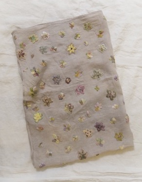 N e e d l e p r i n t: Sophie Digard in the V&A Shop