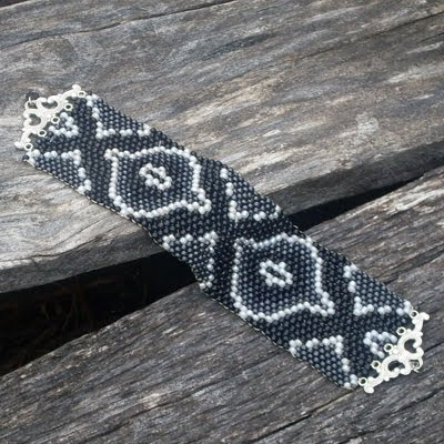 "Making Beaded Jewelry: 11 Free Seed Bead Patterns and