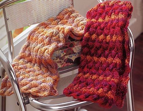 Irish Cabled Poncho Knitted Las' Poncho Pattern by