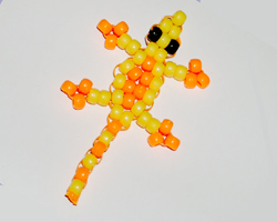 Pointsettia Pony Bead Pattern - MakingFriends.com