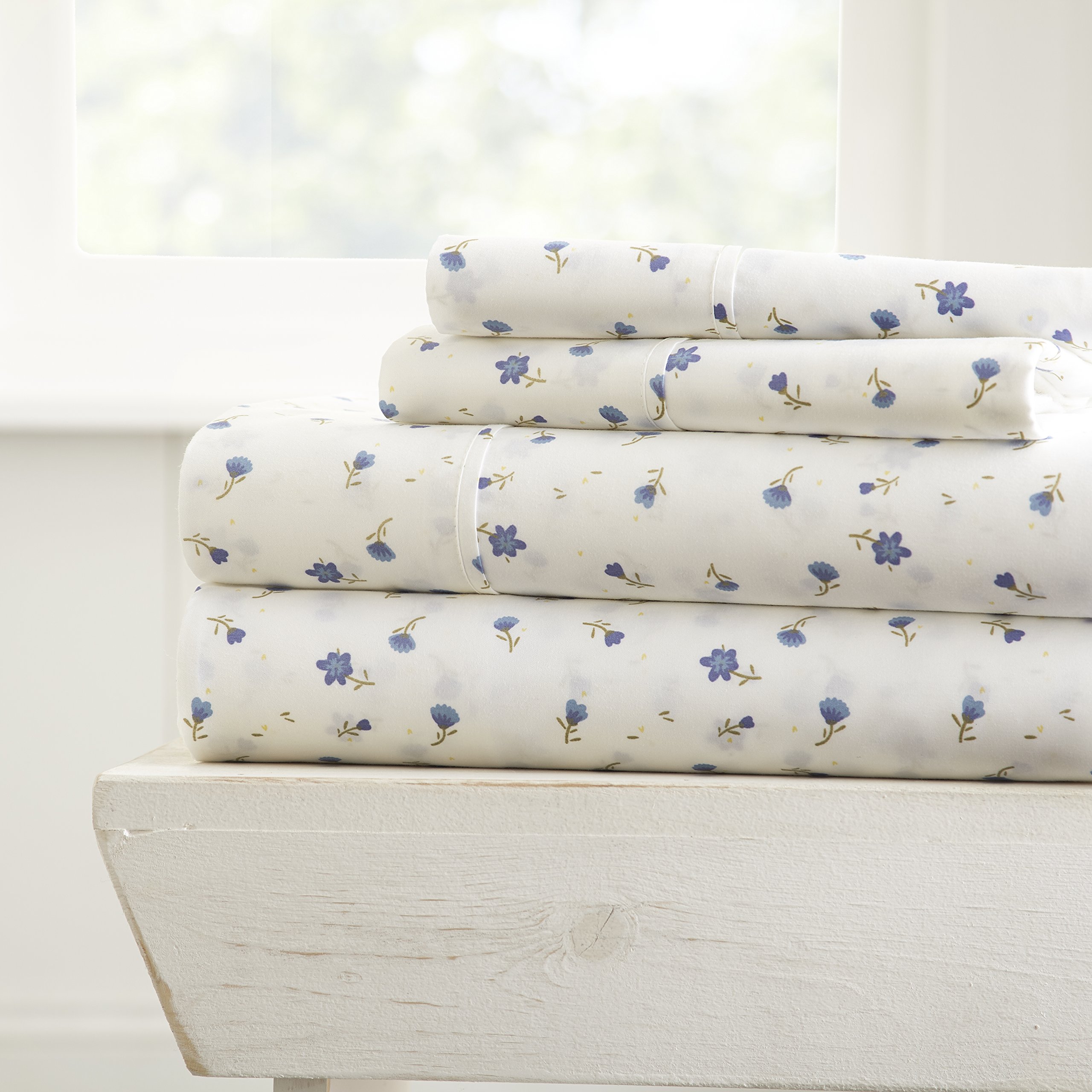 Blue patterns vintage