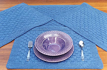 25+ Free & Crafty Placemat Patterns: {Sew & No-Sew