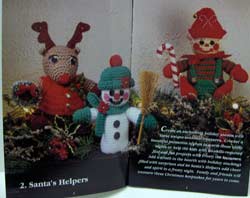 Reading a crochet pattern with Red Heart Yarns - YouTube