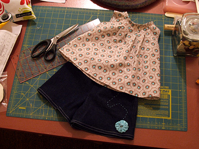 Doll Clothes Patterns: How to Find Tiny Materials | Doll