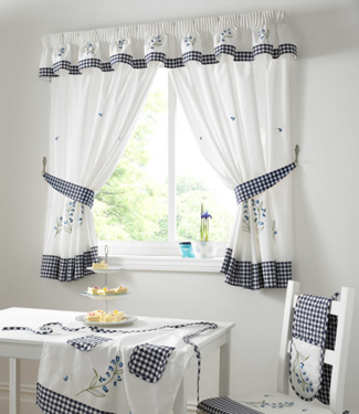 Pattern Curtains and Drapes : Silk Drapes : Window