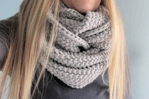 Our Quiet Place: A Lacy Snood - blogspot.com